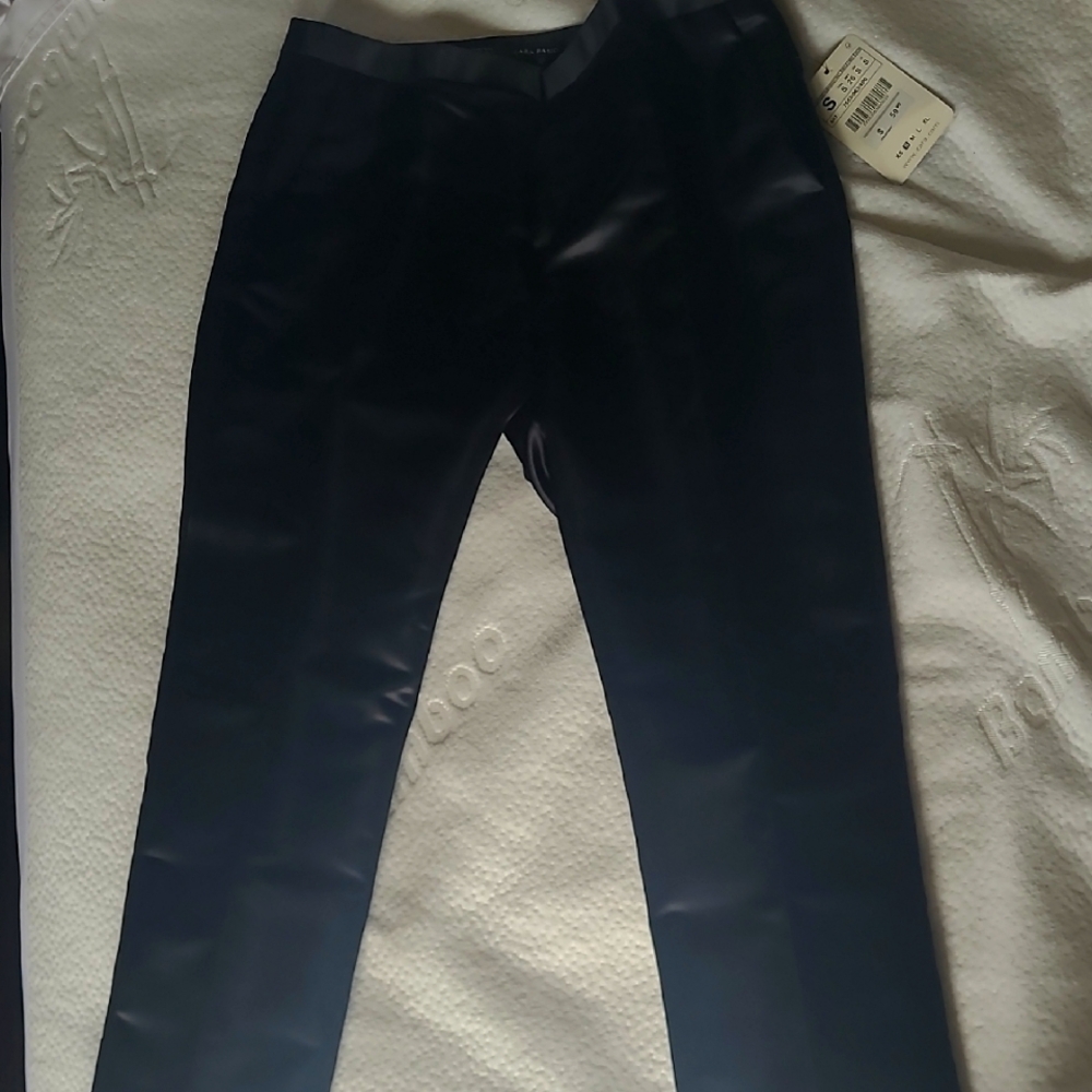 Womens Black Capri Pants